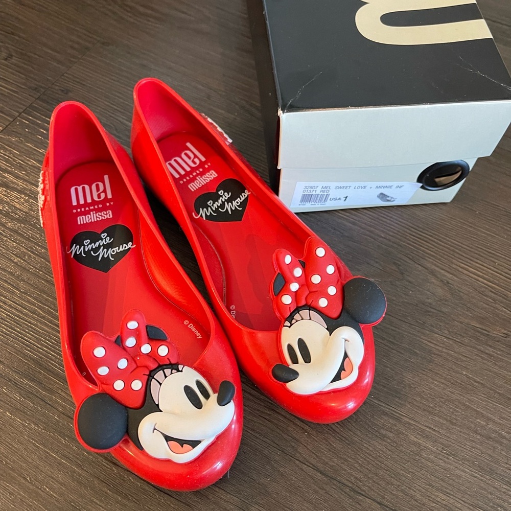 NIB. Mini Melissa - Minnie Mouse shoes, Big Kid size 1